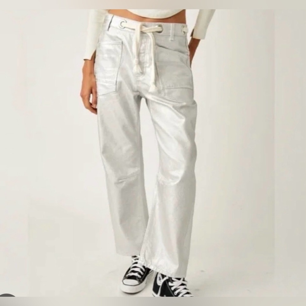 Free People  Moxie metallic silver Low-Slung Barrel Jeans